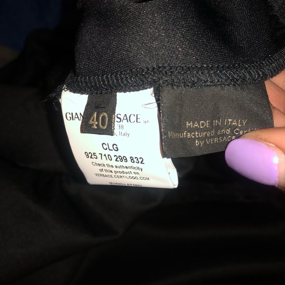 Versace sweatshirt - Picture 5 of 7